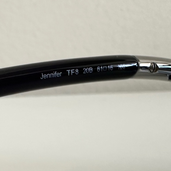 Tom Ford TF8 Jennifer Sunglasses- Blue Gray Gradient 20B - Picture 10 of 11